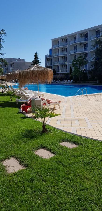Apartment With Green Terrace Burgas City Exteriér fotografie