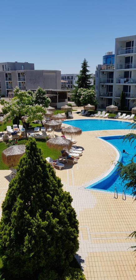 Apartment With Green Terrace Burgas City Exteriér fotografie