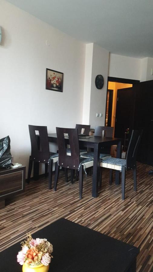 Apartment With Green Terrace Burgas City Exteriér fotografie